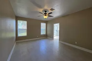 4435 Girl Scout Ln, Friendswood, TX 77546 - Photo 12