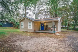 208 E Center St, White Oak, TX 75693 - Photo 2