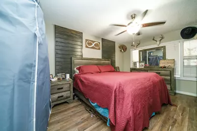 208 E Center St, White Oak, TX 75693 - Photo 8