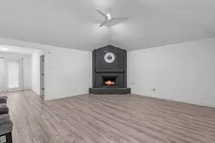 11303 Wilkenberg Dr, Houston, TX 77066 - Photo 6