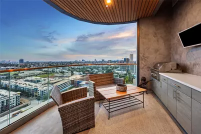 1711 Allen Parkway #1903, Houston, TX 77019 - Photo 18