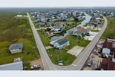 1503 Blue Water Drive, Freeport, TX 77541 - Photo 48