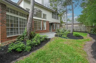 2 Woodmere Pl, Spring, TX 77381 - Photo 18