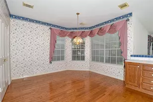 2 Woodmere Pl, Spring, TX 77381 - Photo 10