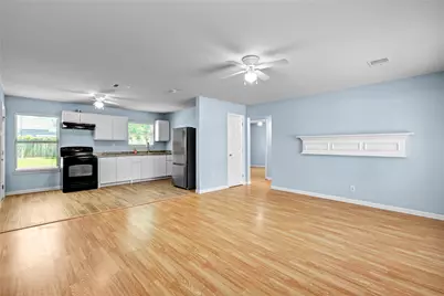 8921 Oak Knoll Lane, Houston, TX 77078 - Photo 18