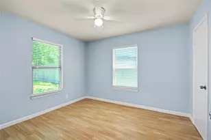 8921 Oak Knoll Ln, Houston, TX 77078 - Photo 28