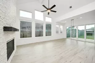 9519 Chateau Hill, Manvel, TX 77578 - Photo 4