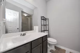 2638 Sunlit Meadow Trl, Fresno, TX 77545 - Photo 10