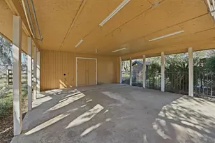 5610 County Rd 823, West Columbia, TX 77486 - Photo 22