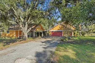 5610 County Rd 823, West Columbia, TX 77486 - Photo 2