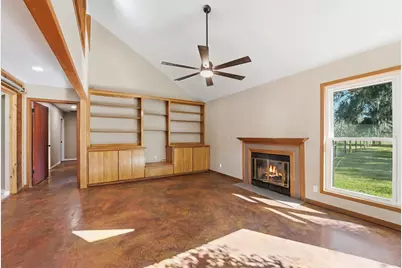 5610 County Road 823, West Columbia, TX 77486 - Photo 4