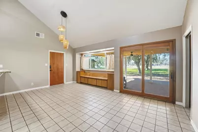 5610 County Road 823, West Columbia, TX 77486 - Photo 8