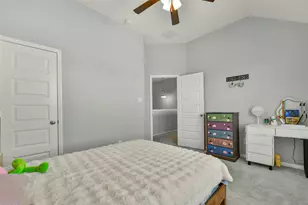 1906 Dry Willow Ln, Pearland, TX 77089 - Photo 22