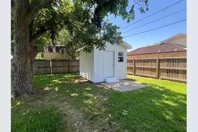 1704 Richardson Lane, Baytown, TX 77520 - Photo 26