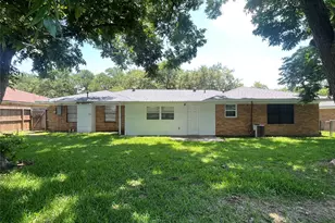 1704 Richardson Ln, Baytown, TX 77520 - Photo 24