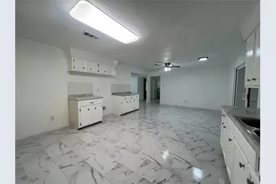 1704 Richardson Lane, Baytown, TX 77520 - Photo 8