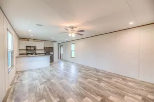 275 Adams Arcade, Livingston, TX 77351 - Photo 6