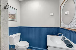 305 S 15th St, West Columbia, TX 77486 - Photo 14