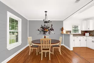 305 S 15th St, West Columbia, TX 77486 - Photo 6