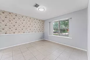 11914 Meadowtrail Ln, Meadows Place, TX 77477 - Photo 6