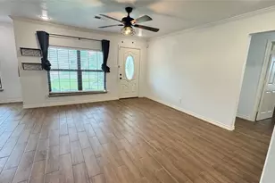 221 Hyta St, Houston, TX 77018 - Photo 4