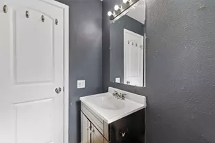 15242 Dogwood Tree St, Houston, TX 77060 - Photo 22