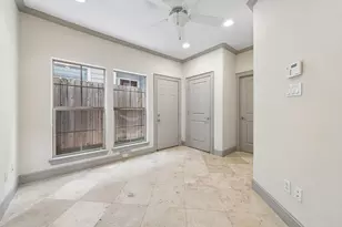 6304 Prague St, Houston, TX 77007 - Photo 8