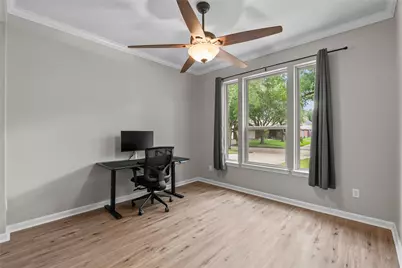 2111 Village Dale Avenue, Houston, TX 77059 - Photo 26