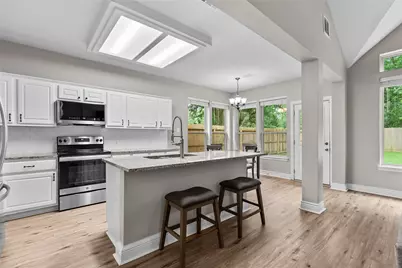 2111 Village Dale Avenue, Houston, TX 77059 - Photo 14