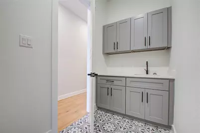 110 E 28th Street, Houston, TX 77008 - Photo 30