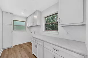 1726 Maux Dr, Houston, TX 77043 - Photo 34