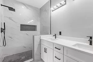 1084 Junell St, Houston, TX 77088 - Photo 10