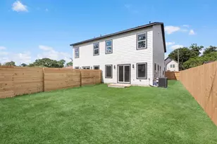 1084 Junell St, Houston, TX 77088 - Photo 16