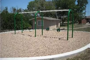 806 N Rhomberg St, Burnet, TX 78611 - Photo 6