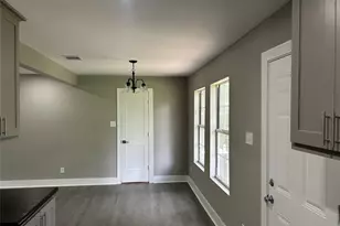 714 Morrell St, Baytown, TX 77520 - Photo 8
