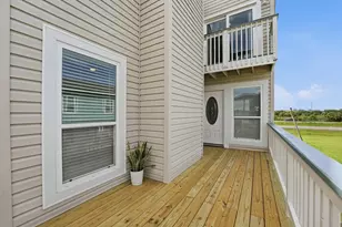 13684 Mutiny Ln, Galveston, TX 77554 - Photo 30