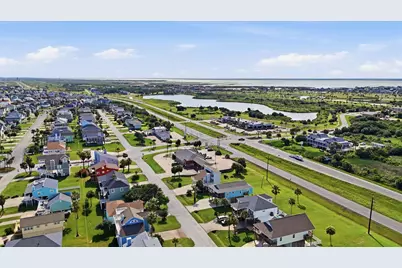 13684 Mutiny Lane, Galveston, TX 77554 - Photo 40