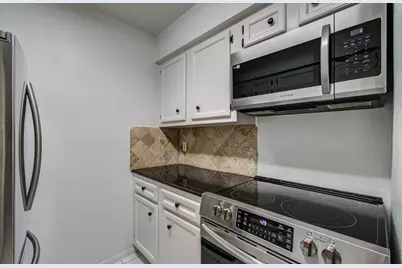 5711 Sugar Hill Drive #108, Houston, TX 77057 - Photo 10