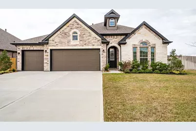 15359 Spring Lake Avenue, Mont Belvieu, TX 77523 - Photo 1