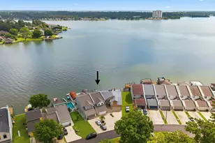 1208 Lake View Dr, Montgomery, TX 77356 - Photo 1