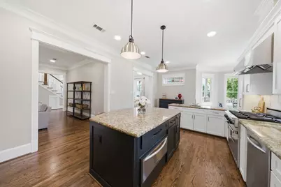 514 W 16th Street, Houston, TX 77008 - Photo 10