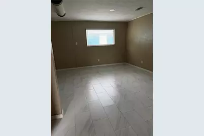 4515 7th Street, Bacliff, TX 77518 - Photo 8