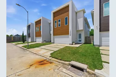 2216 Cortijo Place, Houston, TX 77091 - Photo 4