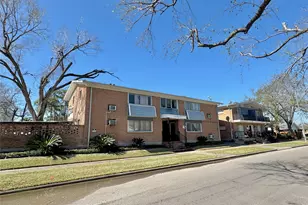 2708 Oakcliff St, Houston, TX 77023 - Photo 1