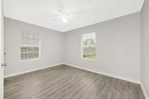 5009 Bataan Rd, Houston, TX 77033 - Photo 16