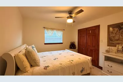 2417 Gerol Drive, Galveston, TX 77551 - Photo 24