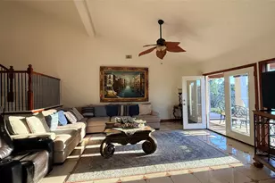 2417 Gerol Dr, Galveston, TX 77551 - Photo 4