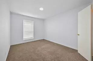 6201 Ranchester Dr, Houston, TX 77042 - Photo 12