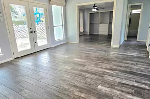 22607 River Birch Dr, Tomball, TX 77375 - Photo 10