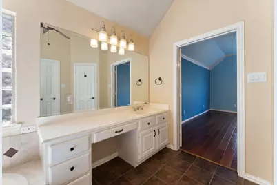 31 N Warbler Bend Circle, The Woodlands, TX 77382 - Photo 18